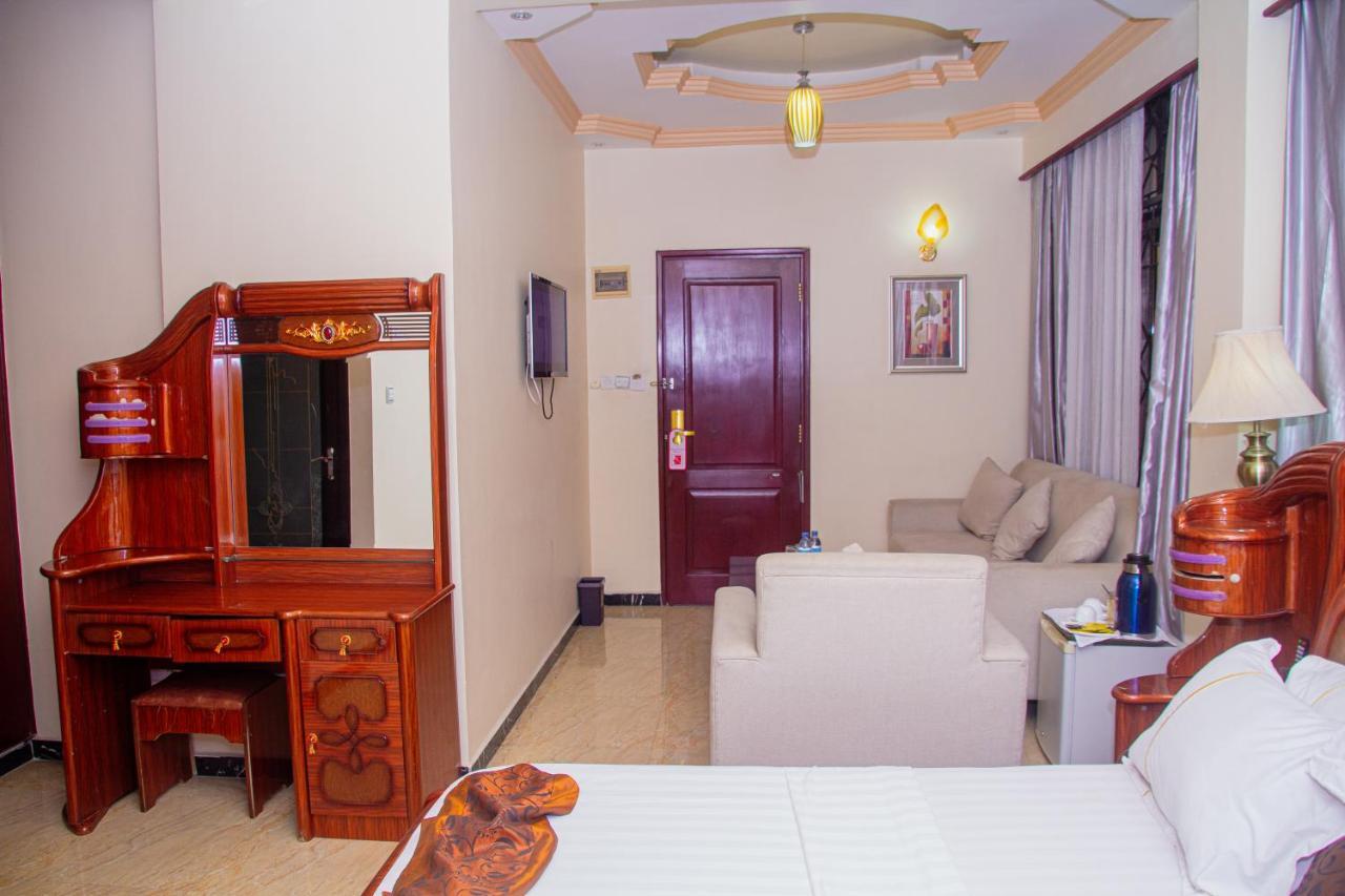 Star City Hotel Dar es Salaam Exterior photo