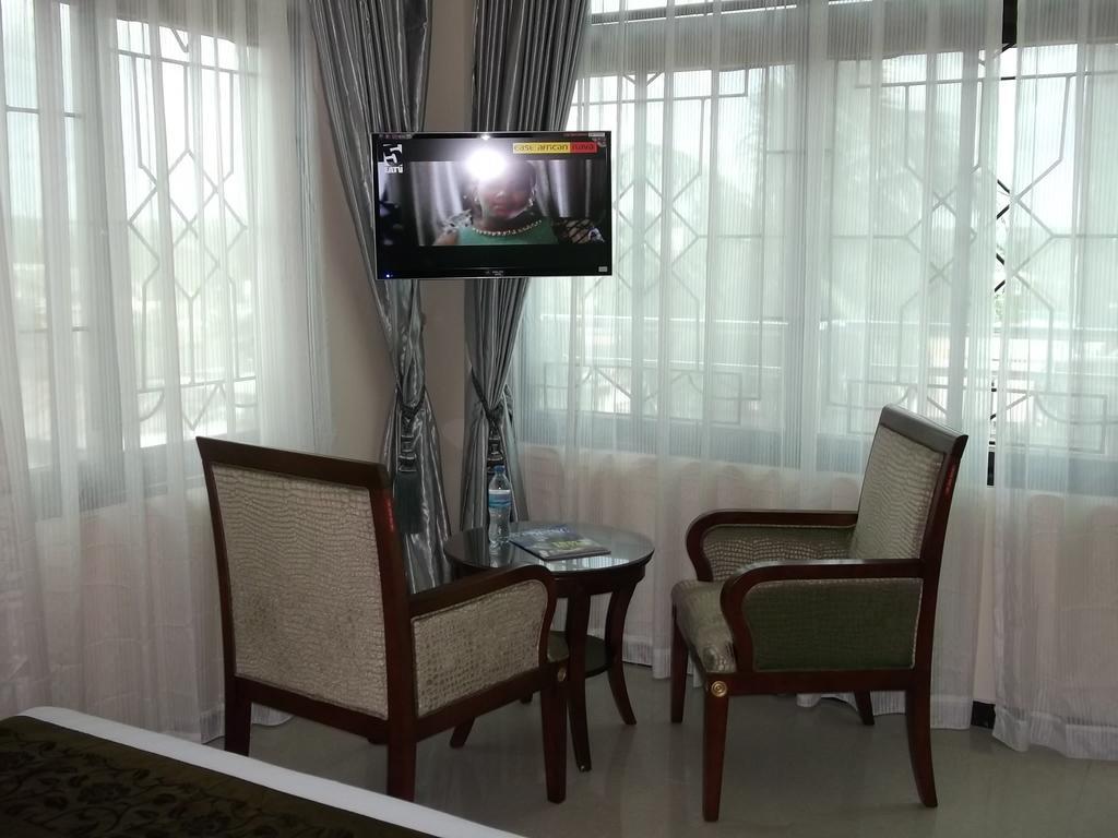 Star City Hotel Dar es Salaam Room photo