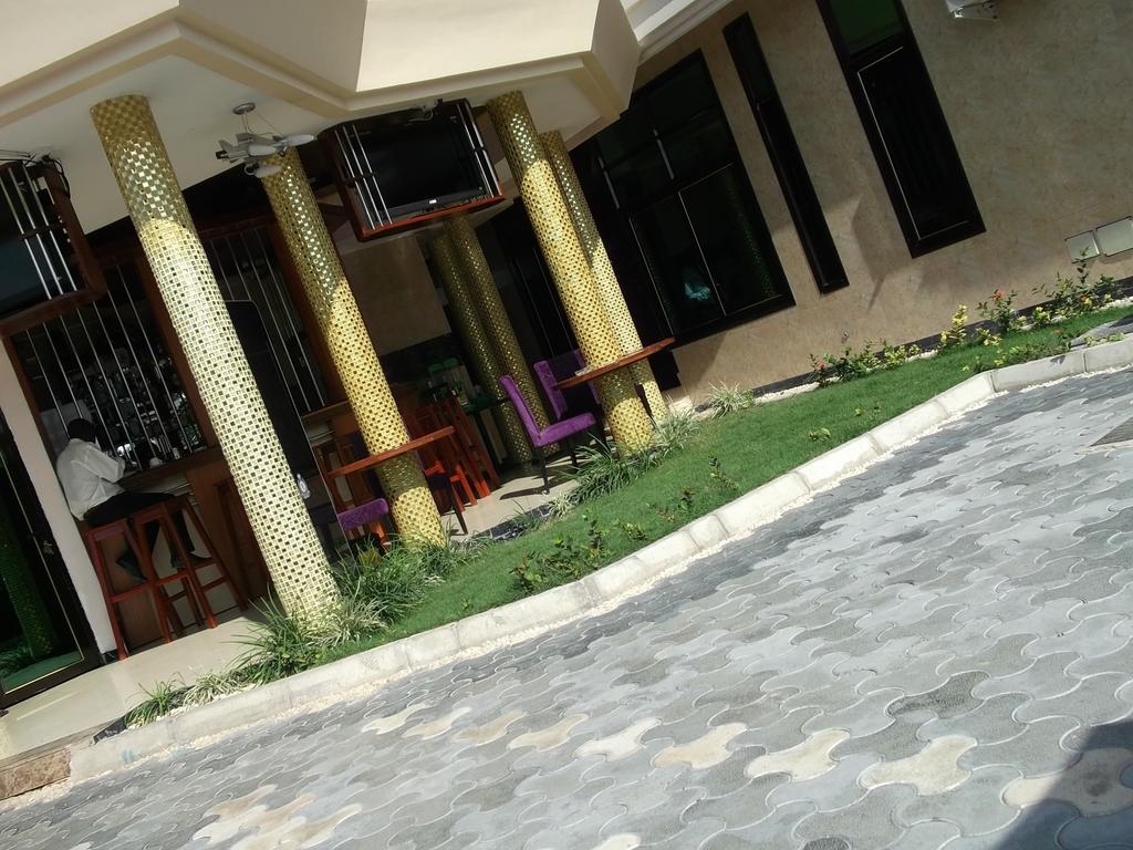Star City Hotel Dar es Salaam Exterior photo